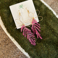 Sallie Acrylic Leaf-Pink